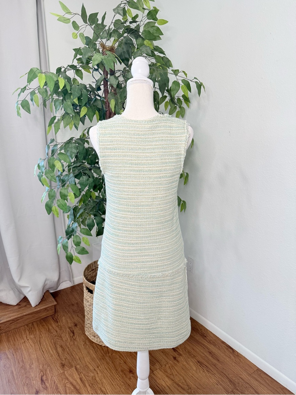 Zara Tweed Mini Dress Size Medium Mint Green White Gold - Picture 6 of 11